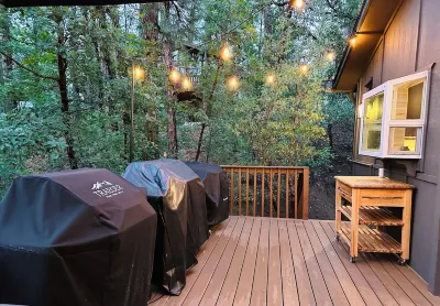 Cozy 4-bedroom cabin in charming Prescott pines, minutes to Goldwater Lake Hotels near Upper Goldwater Lake parking