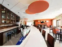 Doubletree by Hilton Wilmington, NC - bar