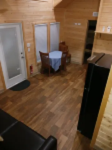 5 minutes to Lake Almanor! Cozy cabin -Brand new construction!