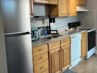 Cute and Close to Downtown! Off street parking w/ short walk to Academy/Stadium