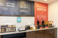 Hampton Inn & Suites Fort Myers-Colonial Blvd. - breakfast