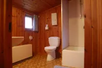 Very cozy Scandinavian log house in a quiet location on a large plot Hotels in Brekendorf