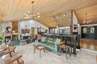 Hot Tub, Private Dock and Deck Oasis - Stunning Lakefront Retreat