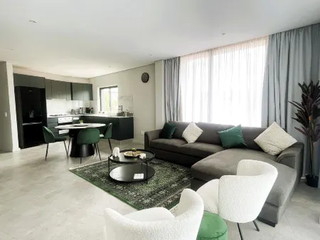 Glorystar 2Six2 Florida Road Отели рядом с достопримечательностью «Университет Квазулу-Натал»