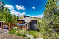 Elegant home with great mountain view, 4 stories of decks & 3 fireplaces