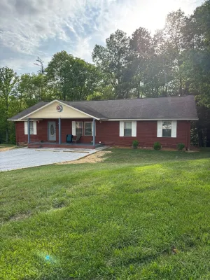 Spacious w/Hot Tub/Grill/Firepit 4 Br Red River Gorge - Summer Availability!!