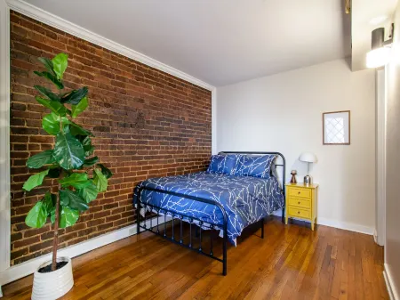 Spacious Old City Loft