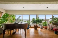 Captivating Ocean Views and Beach Access - Charming Coastal Sanctuary