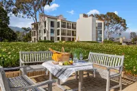 Stunning Views and Access to Beach and Pool - Elegant Oceanfront Retreat