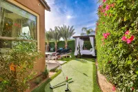 Luxe Cali Villa  a Luxury Resort Style Living