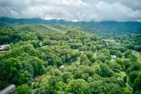 Hot Tub and Fenced Yard Retreat - Cozy Charming Haven