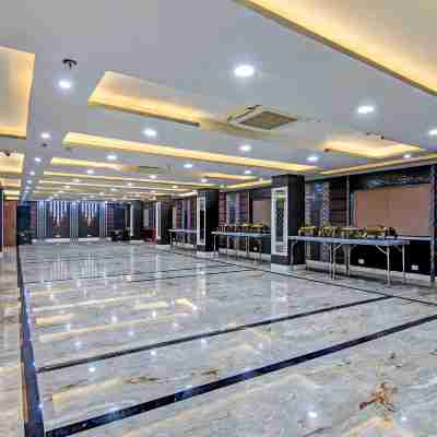 Hotel Rajmahal Others