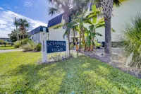 Newly Renovated | 2 BR Condo w Pool | Steps to Beach w Pier Access | Deja Blue 아일오브팜 호텔