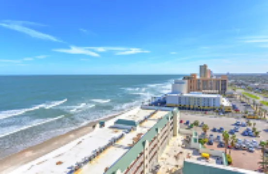 Breathtaking Ocean Views and Private Balcony - Exclusive Coastal Retreat