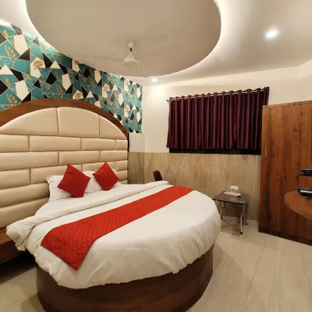 Hotel Dream Palace Residency