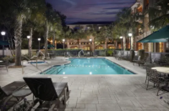 Courtyard Charleston Mt. Pleasant