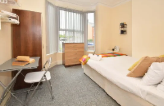 Townhouse @ 178 Ruskin Road Crewe