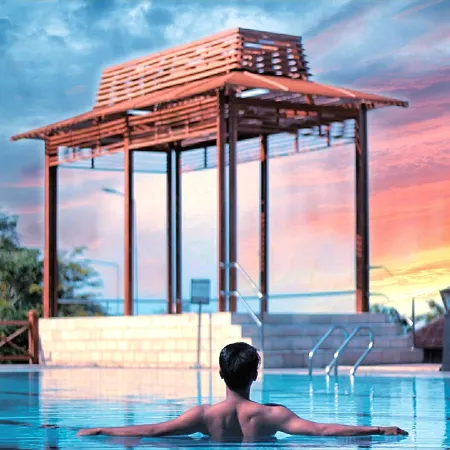Crown Vista Hotel