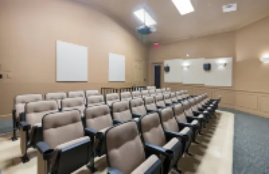 Spacious Home W/Private Pool/Spa & Free Waterpark!