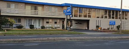 Morwell Parkisde Motel