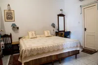 Hotel Arya Niwas