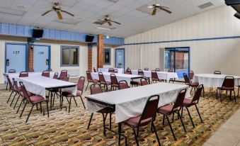 Americas Best Value Inn Ellsworth