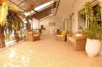 Akrotiri Hotel Hotels in Kalathas