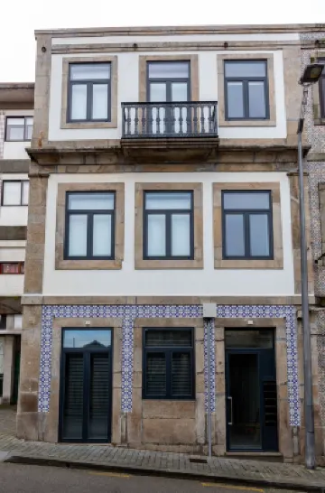 Feel Porto Wine Essence Flats