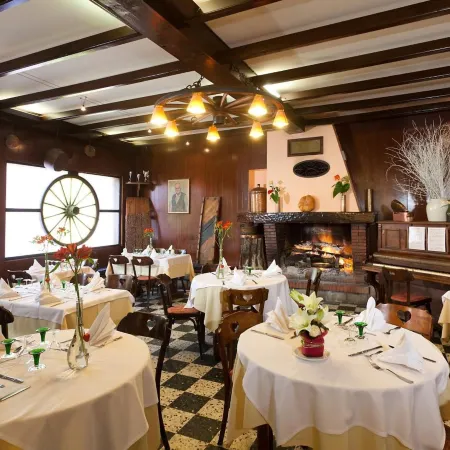 Hôtel Restaurant Pavillon Carina