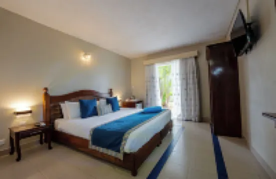 Le Grand Bleu Hotel トル・オー・ビッシュのホテル