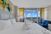 Hosteeva 2-Br Oceanfront Views w Pool Atlantica Towers Condo