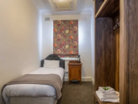 奧朗日都會酒店 鄰近Orange Station的酒店