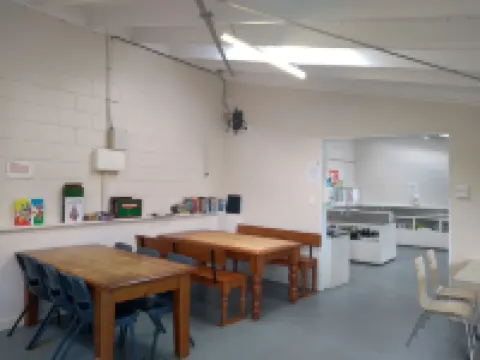 南布賴頓假日公園露營地