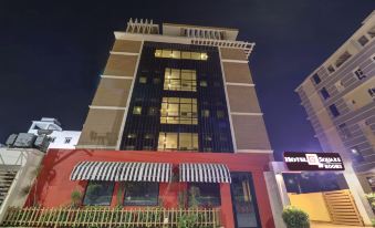 Itsy Hotels G Square