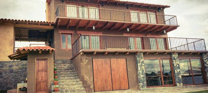 Luxurious Cabin Retreat in Tapalpa 4 Bedrooms 6 Bathrooms Hotels in Tapalpa