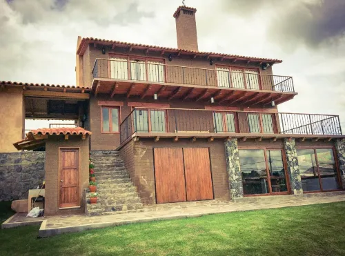 Luxurious Cabin Retreat in Tapalpa 4 Bedrooms 6 Bathrooms