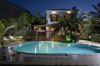 Pandora Villas - Villaer