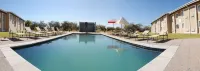 Protea Hotel Ondangwa Отели в г. Ондангва