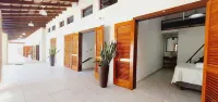 Casa Com 6 Suites Praia Dos Sonhos Hotels in Itanhaém