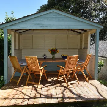 Arden Villa, Sleeps 8, Moments from the Golden Sandy Beach of Ryde
