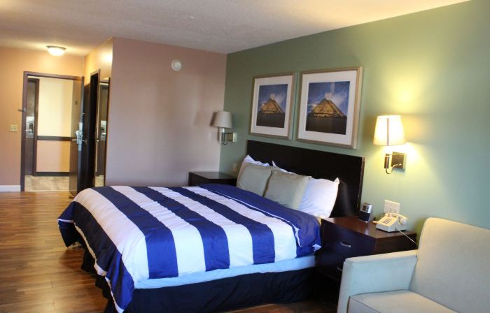 Bellevue Hotel and Suites