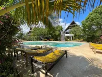 Breeze Residence Apartments - Beach