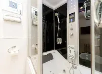 Super Large Apartment in London for Larger Groups