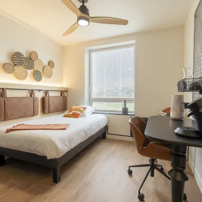 COWOOL Toulouse Hotels near Capitole
