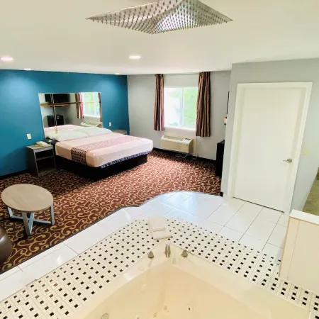 Home Place Inn and Suites-Hobby