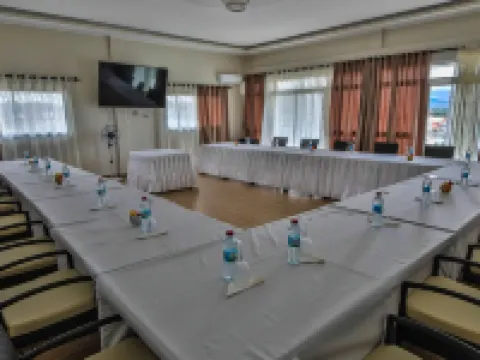 Menabe'l Hotels in Antsirabe