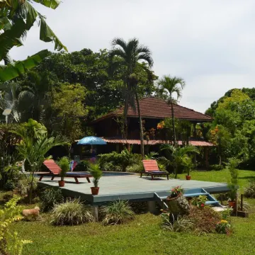 Chalet Hibiscus
