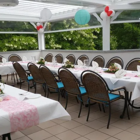 Hotel & Restaurant Park Cafe ISA Отели рядом с достопримечательностью «Район Андреасфиртель»