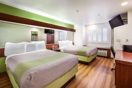 Motel 6 Dixon, CA Отели рядом с достопримечательностью «Университет Калифорния, Дэвис»