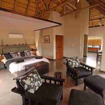 Raptor Retreat Game Lodge Rooms